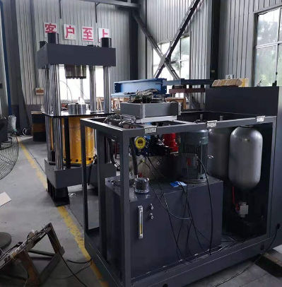 Rapid flattening and forging testing machine